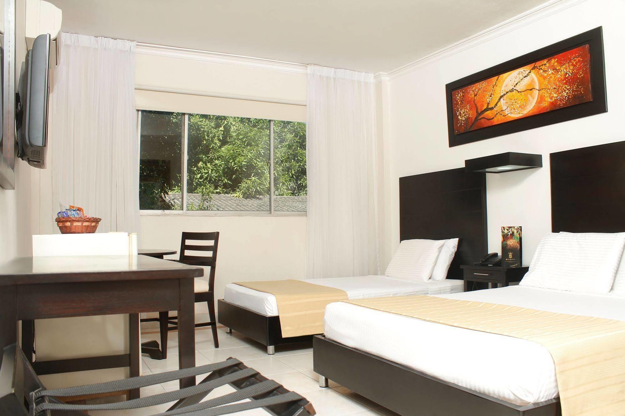 Hotel Genova Centro Barranquilla  Ngoại thất bức ảnh